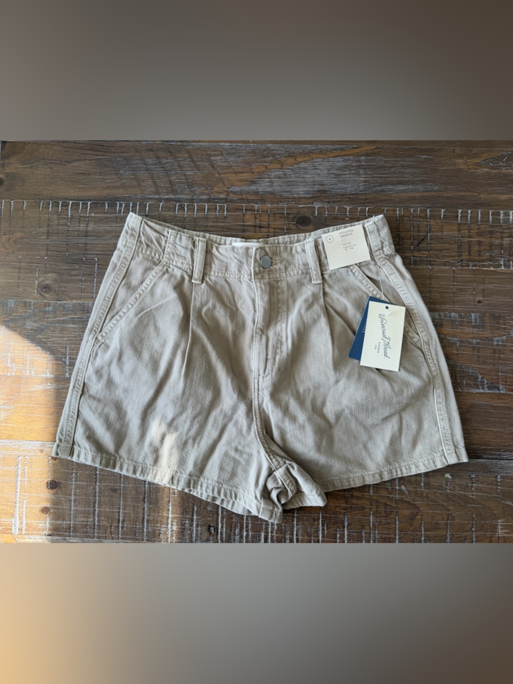 Universal Thread High Rise Pleated Shorts - Light Taupe summer casual feminine